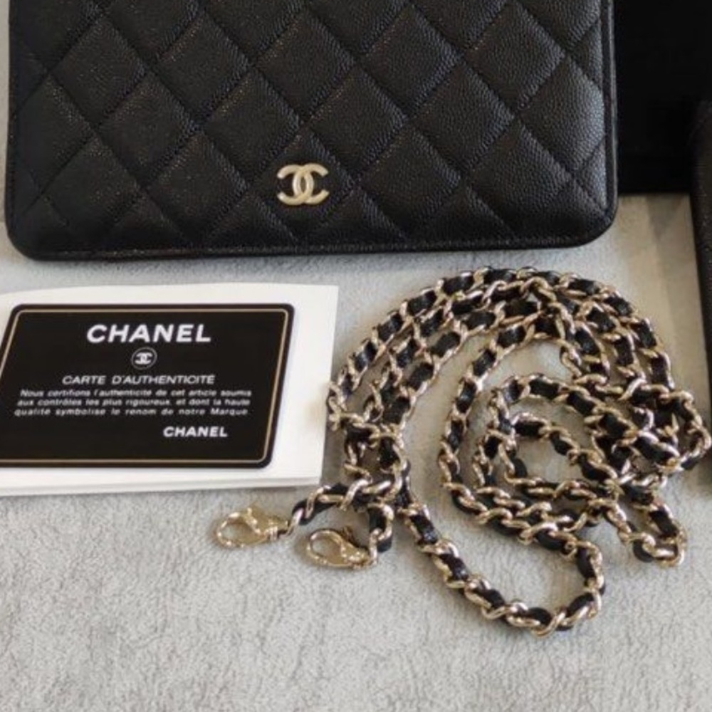 💎✨ BEAUTIFUL ✨💎 WOC CHANEL WITH PHONE CASE CROSSBODY QUILTED - Picture 12 of 17